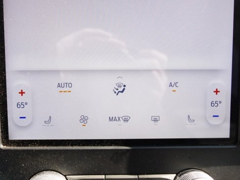 Used 2024 Ford Edge SEL image 25