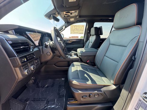 New 2026 GMC Yukon AT4 w/ AT4 Premium Plus Package image 9