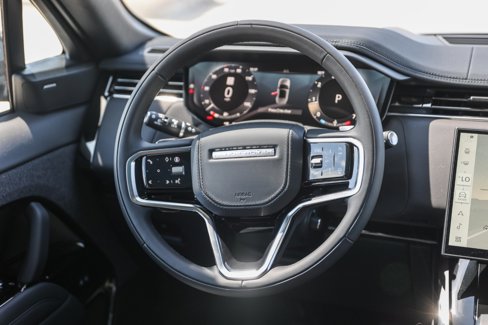 New 2025 Land Rover Range Rover Sport SE image 16