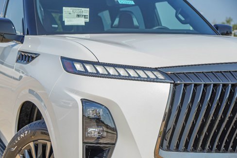 New 2026 INFINITI QX80 Autograph w/ Premium Cargo Package image 3
