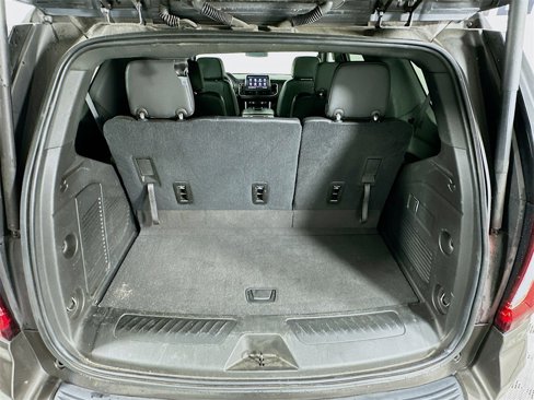 Used 2021 GMC Yukon SLT image 25