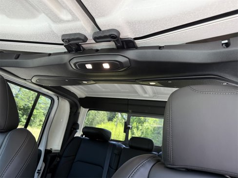 New 2025 Jeep Gladiator Rubicon w/ Convenience Group image 19