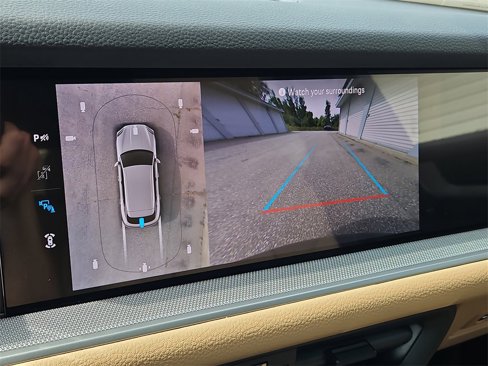 New 2026 Porsche Cayenne image 13