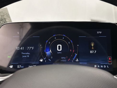New 2026 Chevrolet Equinox LT w/ Convenience Package II image 18