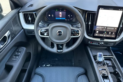 New 2026 Volvo XC60 B5 Ultra image 12