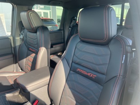 New 2025 Nissan Frontier PRO-4X w/ Pro Premium Package image 10