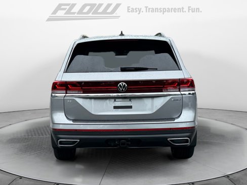 New 2025 Volkswagen Atlas SE image 5