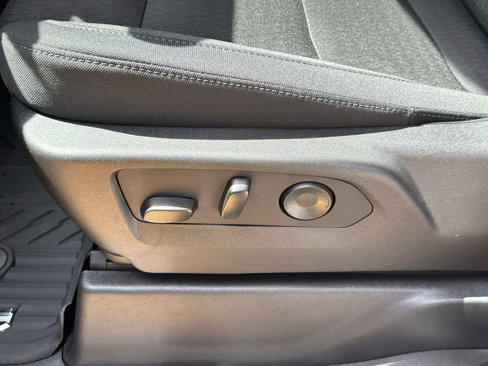 New 2026 Chevrolet Silverado 1500 LT w/ Z71 Off-Road Package image 13