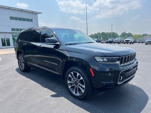 Used 2023 Jeep Grand Cherokee L Overland image 7