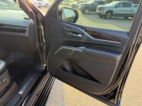 Used 2023 Cadillac Escalade Sport Platinum image 26