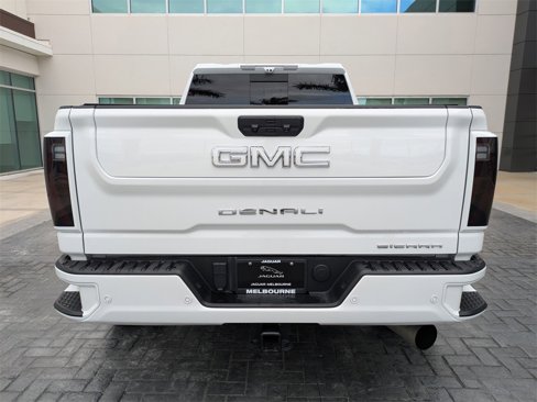 Used 2024 GMC Sierra 2500 Denali Ultimate image 6