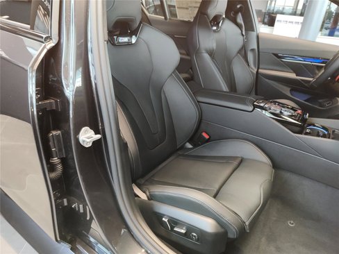 New 2026 BMW M5 w/ Carbon Package image 7