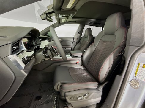 New 2025 Audi RS Q8 performance image 22