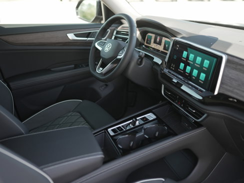 New 2026 Volkswagen Atlas SEL Premium R-Line image 16