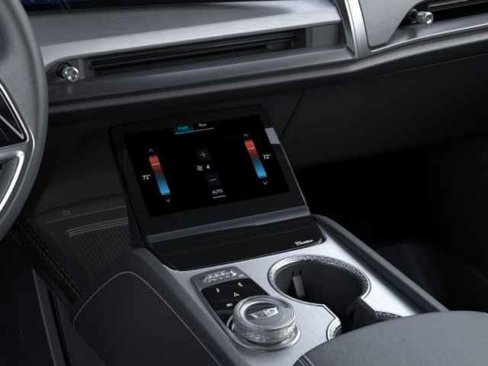 New 2026 Cadillac Vistiq Sport w/ LPO, Floor Liner Package image 24