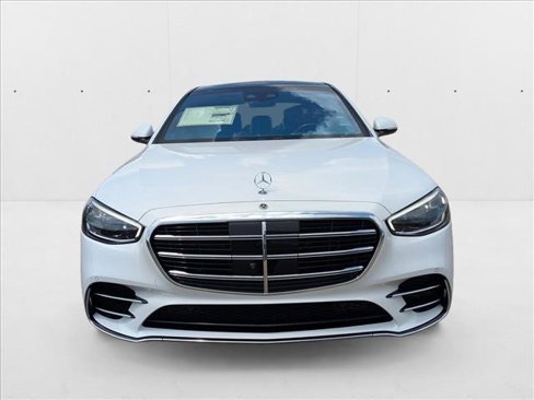 New 2026 Mercedes-Benz S 580 4MATIC Sedan image 2