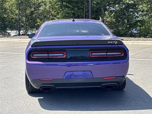 Used 2016 Dodge Challenger SRT Hellcat image 4