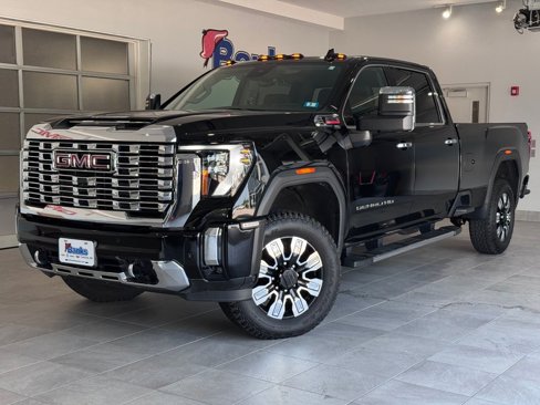 Certified 2024 GMC Sierra 3500 Denali w/ Denali Reserve Package image 2