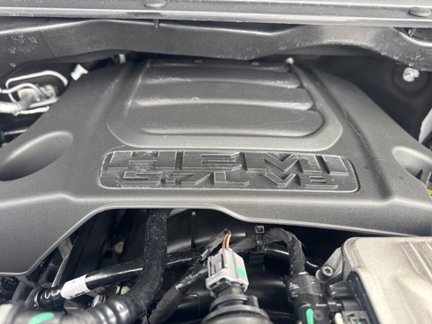 New 2026 RAM 1500 4x4 Crew Cab image 16