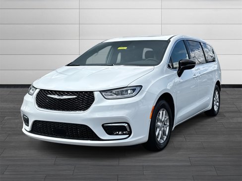 New 2026 Chrysler Pacifica Select image 8