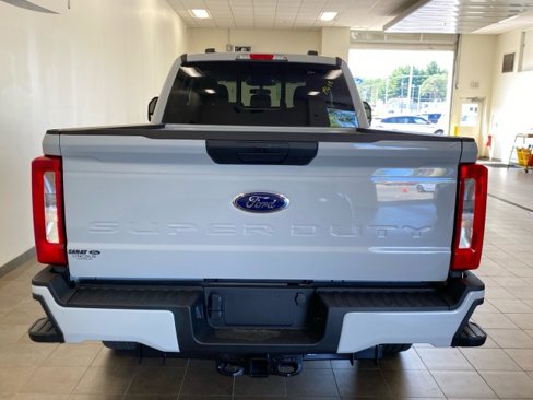 New 2026 Ford F350 4x4 SuperCab Super Duty image 6