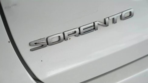 Used 2018 Kia Sorento LX image 27