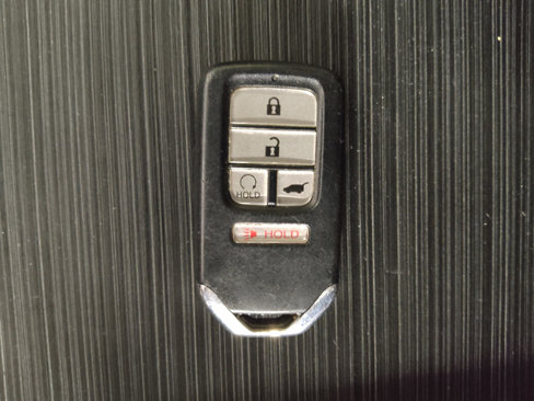 Used 2021 Honda Pilot EX image 32