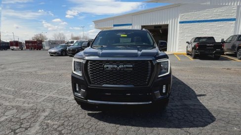 Certified 2023 GMC Yukon Denali Ultimate image 3