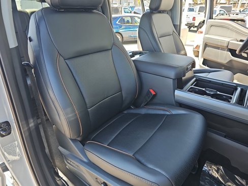 New 2026 Ford F350 4x4 Crew Cab Super Duty image 10