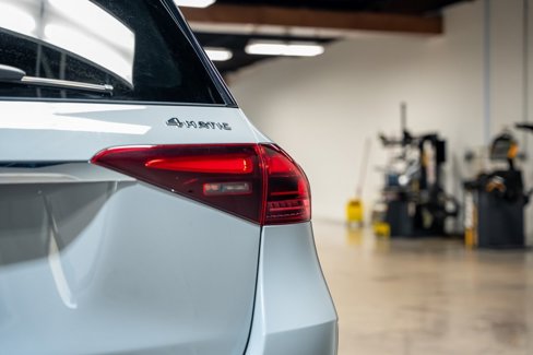 Used 2024 Mercedes-Benz GLE 350 4MATIC w/ AMG Line Exterior image 15