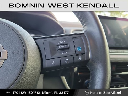 Used 2021 Nissan Rogue SL image 16