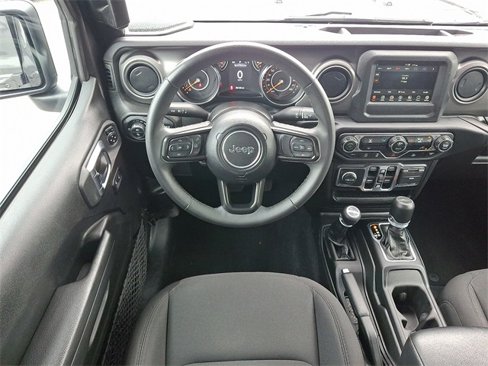 Used 2023 Jeep Gladiator Sport image 11