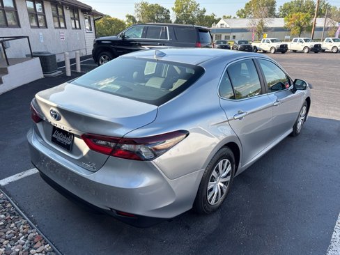 Used 2023 Toyota Camry LE image 3