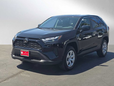 Certified 2025 Toyota RAV4 LE image 3