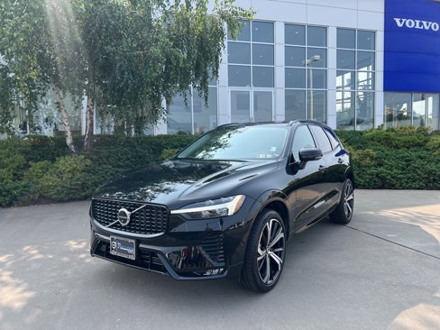 Certified 2025 Volvo XC60 B5 Ultra w/ Climate Package image 39