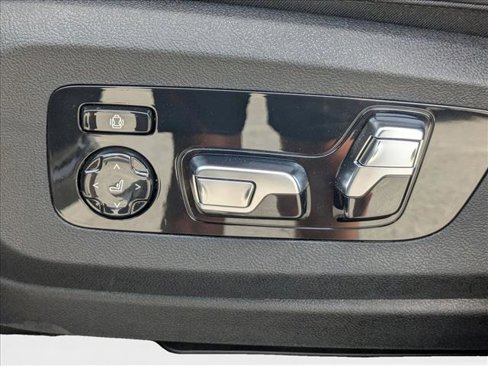Used 2026 BMW X5 sDrive40i w/ Premium Package image 4