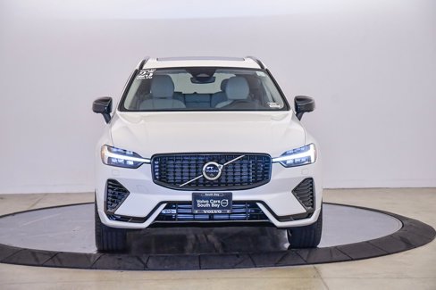 Certified 2025 Volvo XC60 T8 Plus w/ Protection Package Premier image 6