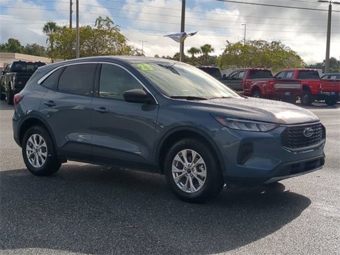 Certified 2023 Ford Escape Active image 2