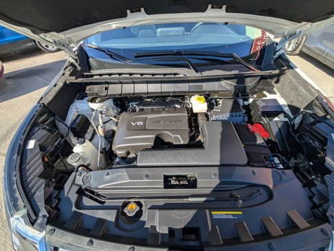Used 2022 Nissan Pathfinder SV image 10
