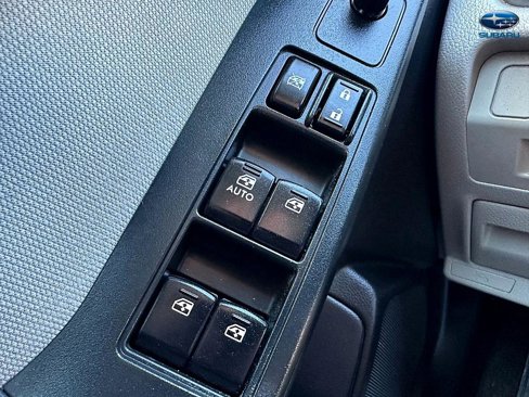 Used 2015 Subaru Forester 2.5i Premium image 23