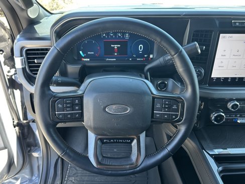 Used 2024 Ford F250 Platinum image 23