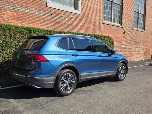 Used 2018 Volkswagen Tiguan SEL image 9