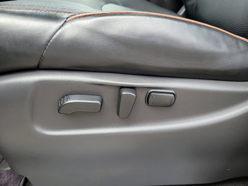 Used 2019 Nissan Armada Platinum w/ Captain's Chairs Package image 15