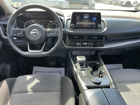 Certified 2023 Nissan Rogue SV image 16