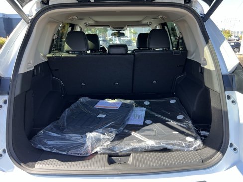 New 2026 Nissan Rogue Platinum w/ Platinum Premium Package image 9