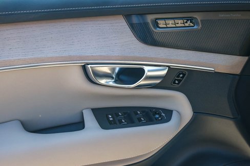 New 2026 Volvo XC90 B6 Plus image 30
