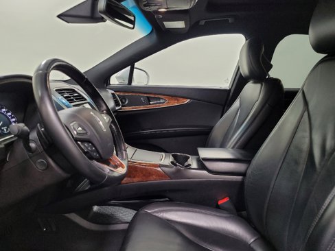 Used 2018 Lincoln MKX Select w/ Select Plus Package image 17