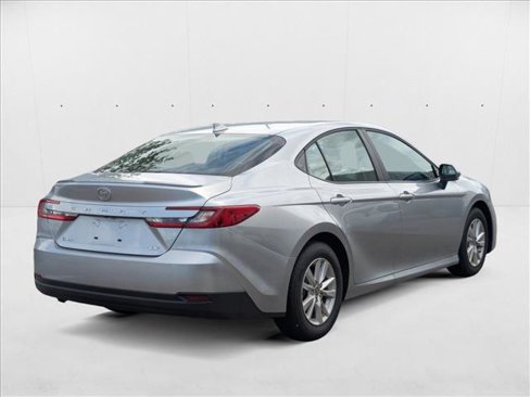 New 2025 Toyota Camry LE image 2