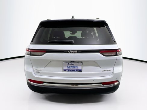 Used 2023 Jeep Grand Cherokee Laredo w/ Luxury Tech Group I image 6