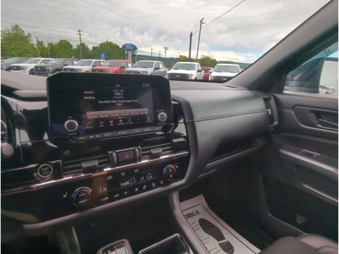 Used 2024 Nissan Pathfinder Rock Creek image 18